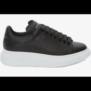 Alexander McQueen Oversized Sneaker